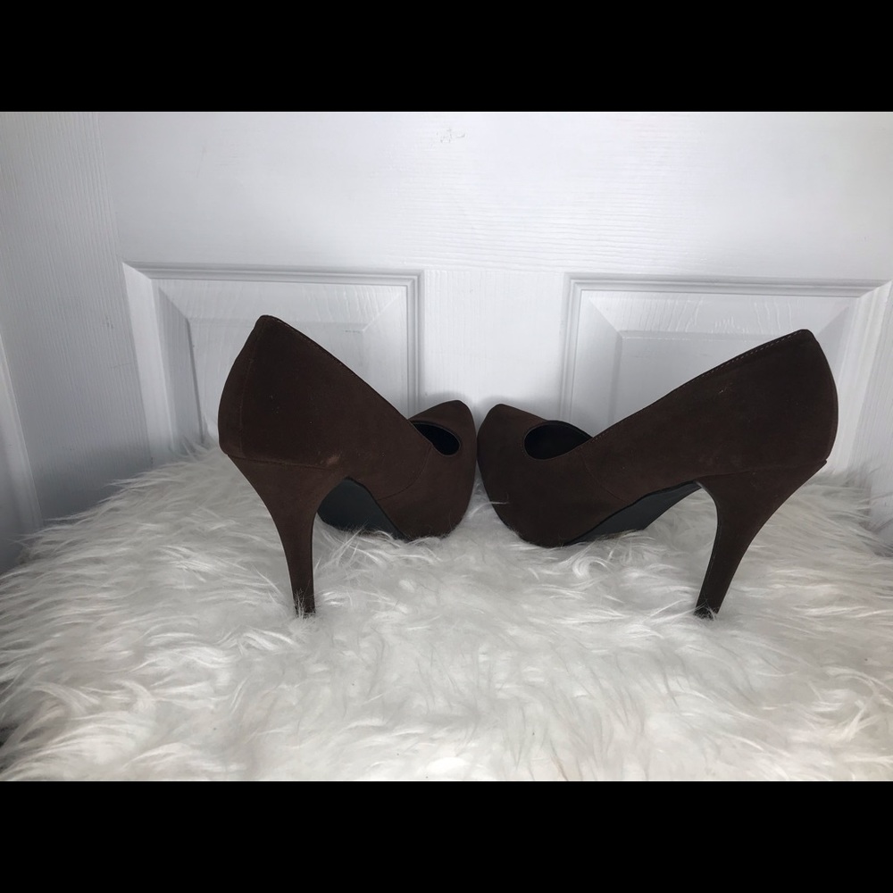 NWB - Brown velvet pumps sz8.5 - Picture 4 of 5